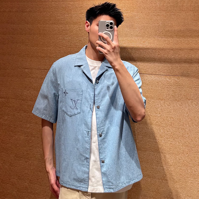louis vuitton embroidered monogram chambray cuban collar short sleeve shirt